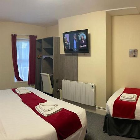 The Port Hotel Портръш Екстериор снимка