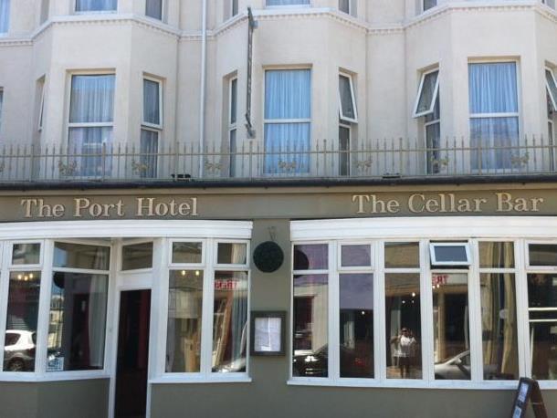 The Port Hotel Портръш Екстериор снимка